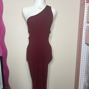 Elegant One-Shoulder Burgundy Dress